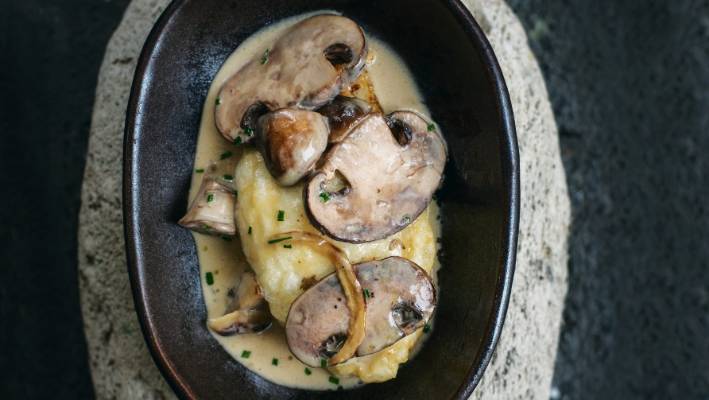 Fried Kina with Creamed Mushrooms